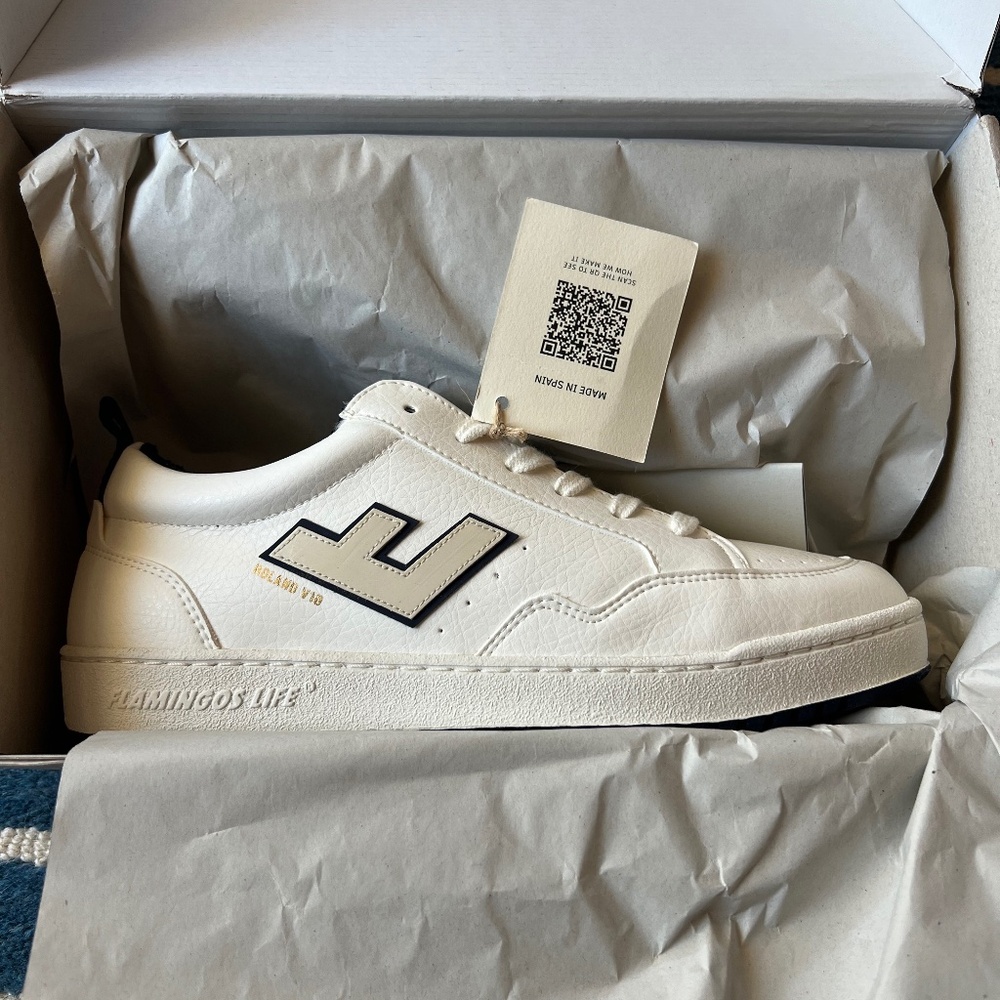 Flamingos Life Vegan Sneakers